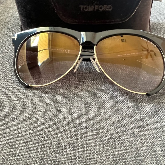 Tom Ford Accessories - Tom Ford authentic
